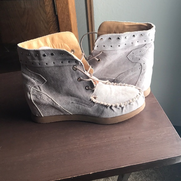 Wedge Boot - Picture 3 of 5